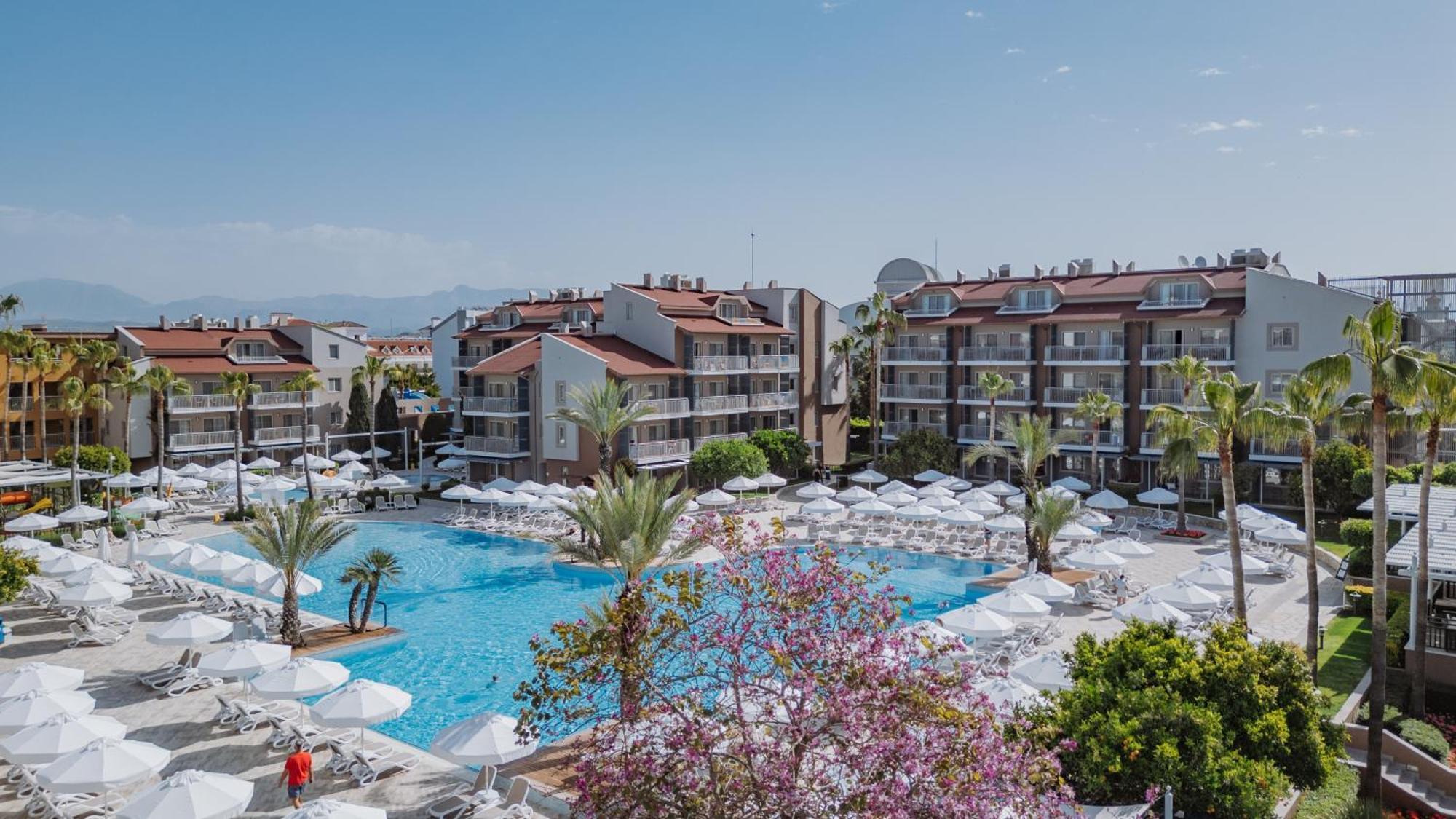 Barut B Suites Side Exterior photo